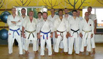 Letní tréninky v dojo Eden a v zahradním dojo Letní tréninky v dojo Eden a v zahradním dojo
