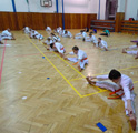 Dětská sportovní akce a fyzické testy se zdravou odměnou za výkon Dětská sportovní akce a fyzické testy se zdravou odměnou za výkon